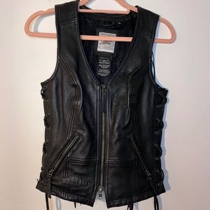 Harley Davidson black leather vest sz S
